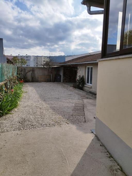 L'Hirondelle Du Faubourg Bar-sur-Aube Exterior foto